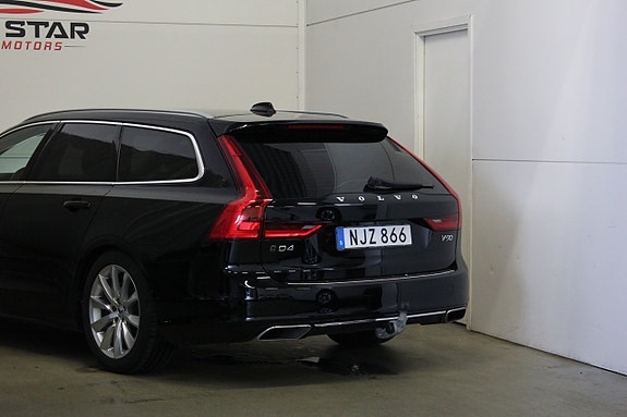 Volvo V90 5 of 21