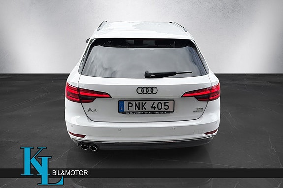 Audi A4 5 of 5