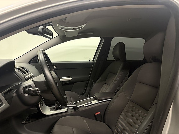 Volvo V50 8 of 9