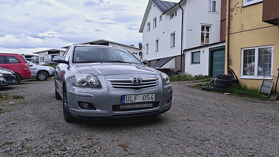 Brugt Toyota Avensis 