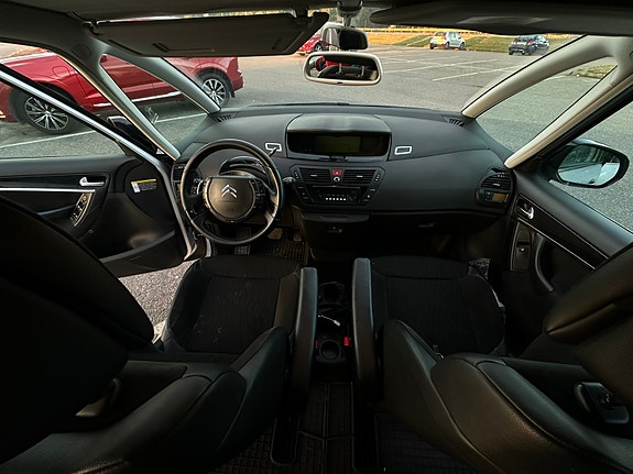 Citroen Grand C4 Picasso 5 of 17