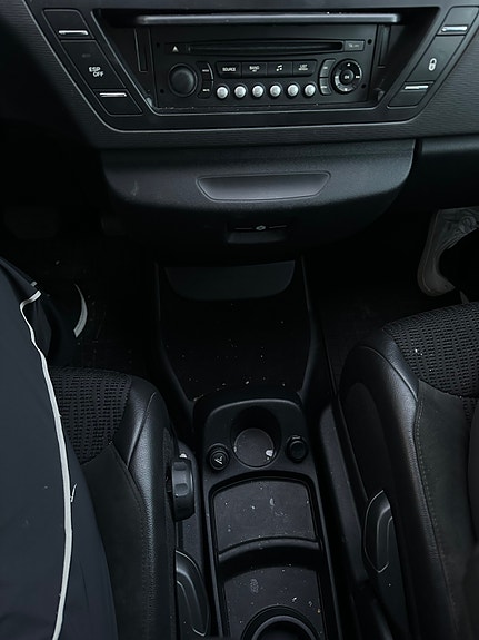 Citroen Grand C4 Picasso 8 of 17