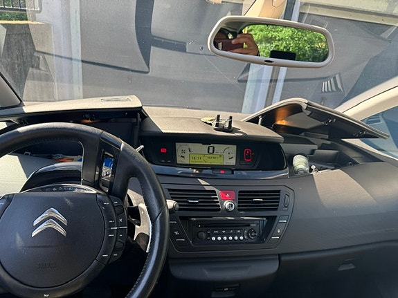 Citroen Grand C4 Picasso 16 of 17