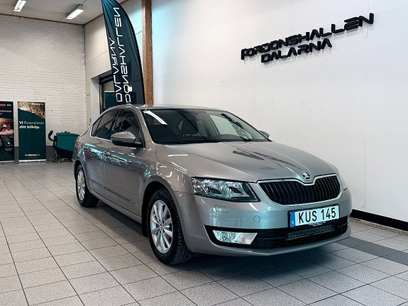 Skoda Octavia 3 of 5