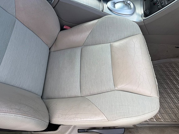 Volvo V70 11 of 21