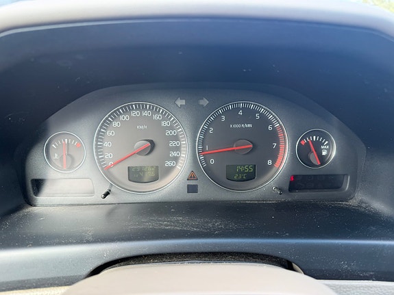 Volvo V70 15 of 21