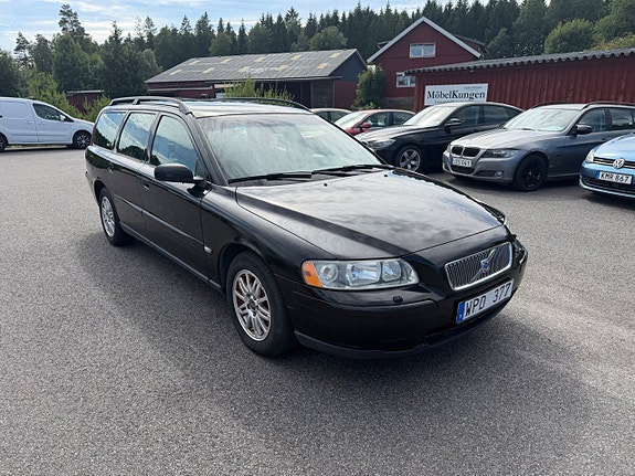 Volvo V70 7 of 21