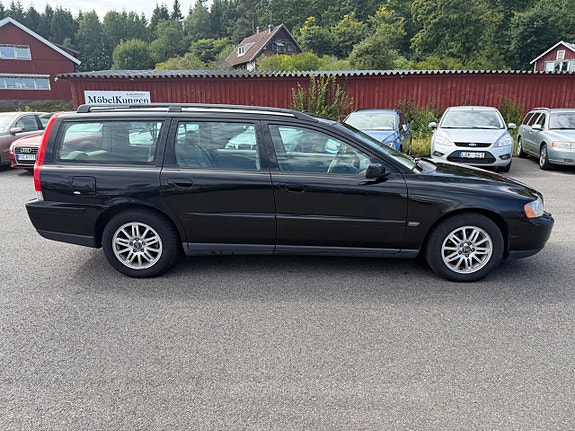 Volvo V70 6 of 21