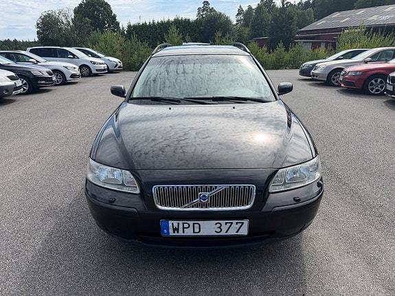 Volvo V70 8 of 21