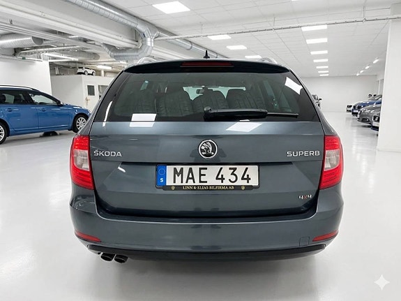 Skoda Superb 6 of 15