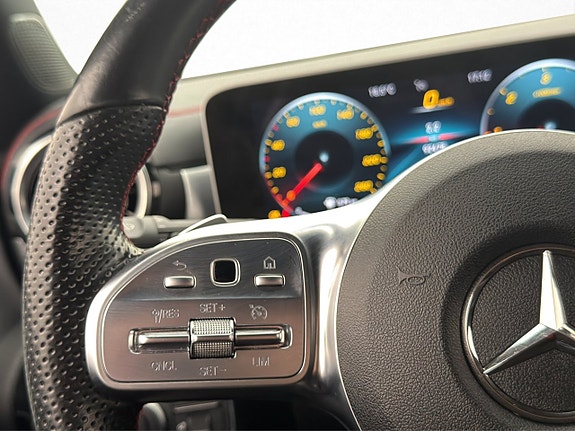 Mercedes-Benz CLA200 d 16 of 30