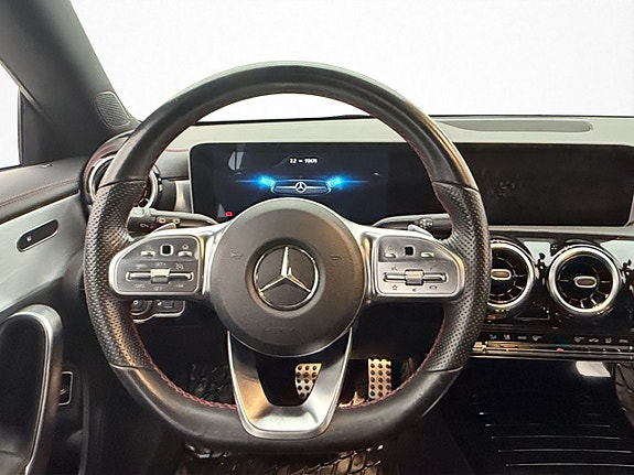 Mercedes-Benz CLA200 d 14 of 30