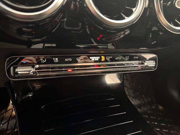 Mercedes-Benz CLA200 d 24 of 30