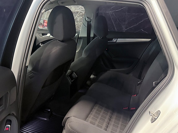 Audi A4 14 of 19