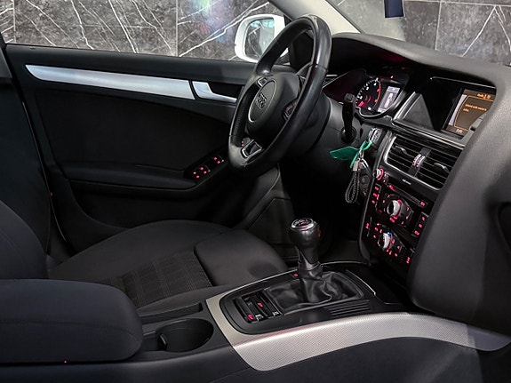 Audi A4 17 of 19