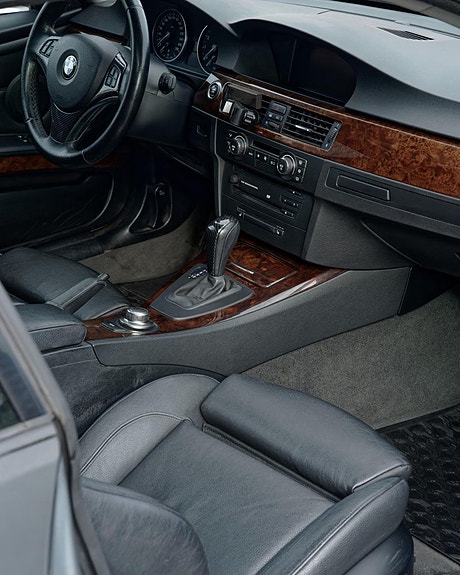 BMW 325i 14 of 30