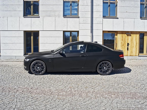BMW 325i 7 of 30