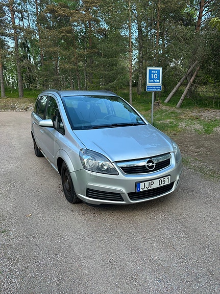 İkinci el  Opel Zafira 1.8