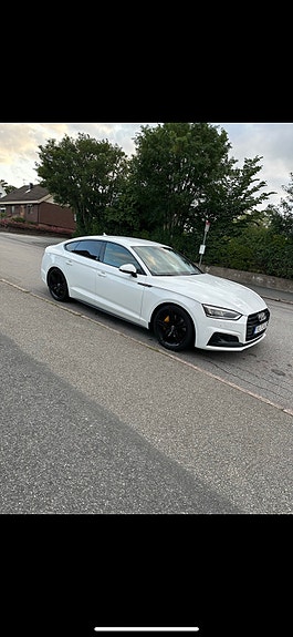 Audi A5 3 of 5