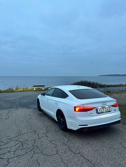 Audi A5 2 of 5