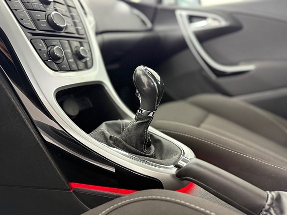 Opel Astra 14 of 20