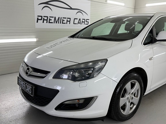 Opel Astra 2 of 5