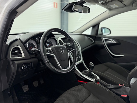 Opel Astra 11 of 20