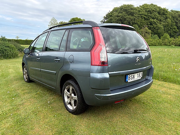 Citroen Grand C4 Picasso 2 of 5