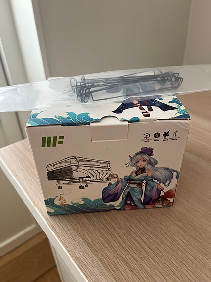 Product image 2 of 11
