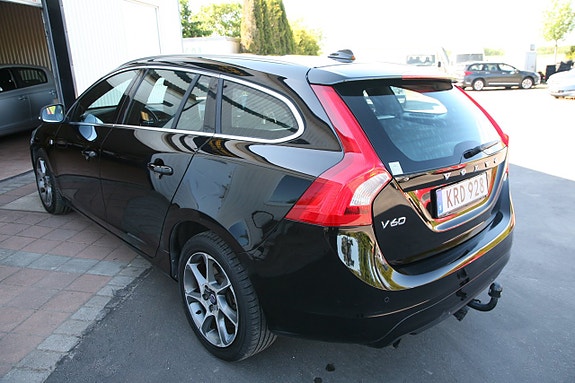 Volvo V60 24 of 25