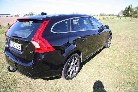Volvo V60 12 of 25