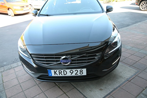 Volvo V60 25 of 25