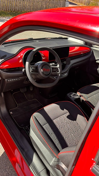 Fiat 500e 3 of 6