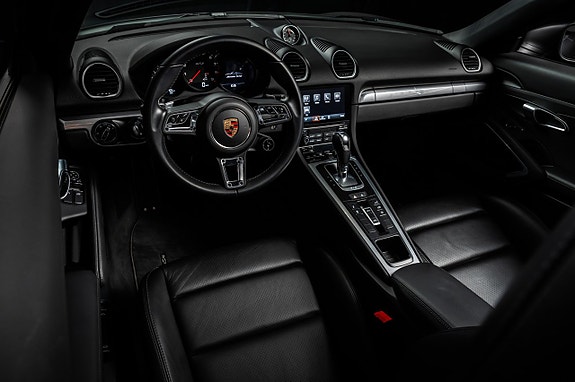 Porsche 718 Boxster GTS 16 of 22