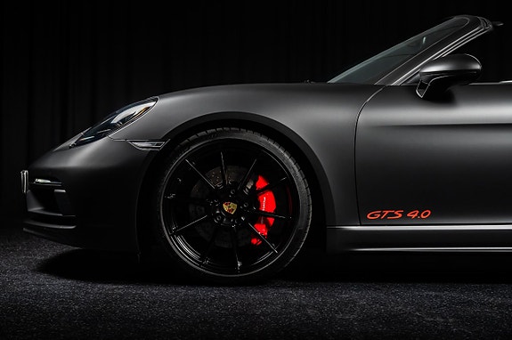 Porsche 718 Boxster GTS 3 of 5