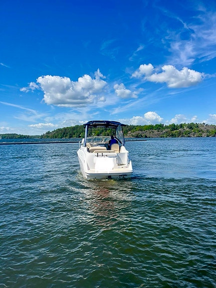 Pålitlig och rymlig familjebåt – Bayliner 2455 Ciera med motor från 2020! 5 of 5