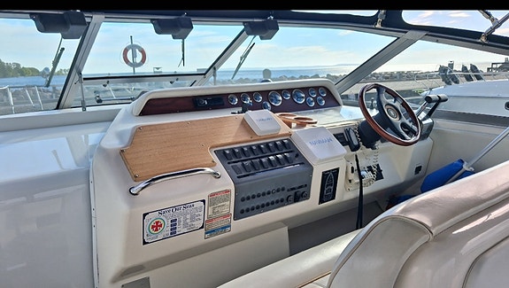 Tilfälle Mycket påkostad Sea Ray Sundancer 33 15 of 30