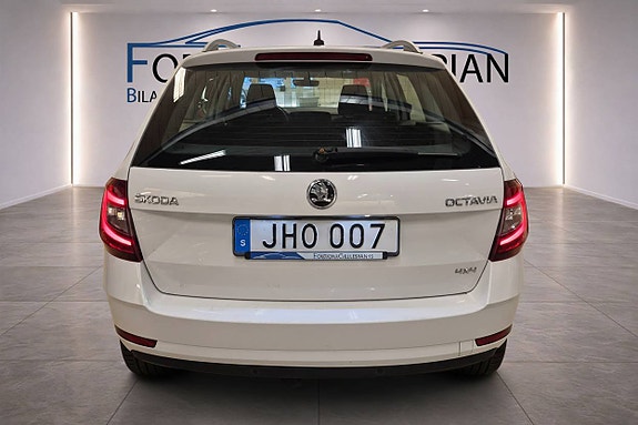 Skoda Octavia 5 of 5