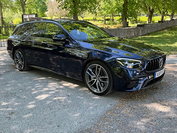 Mercedes-Benz E53 3 of 11