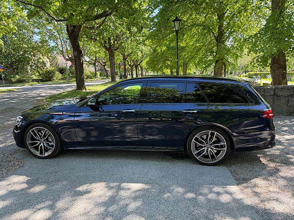 Mercedes-Benz E53 4 of 11