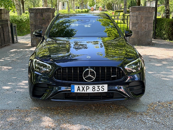 Mercedes-Benz E53 2 of 11