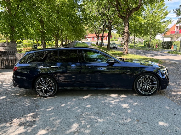 Mercedes-Benz E53 5 of 11