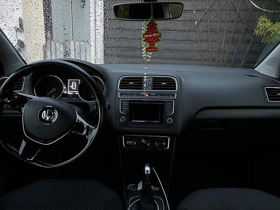 Volkswagen Polo 5 of 5