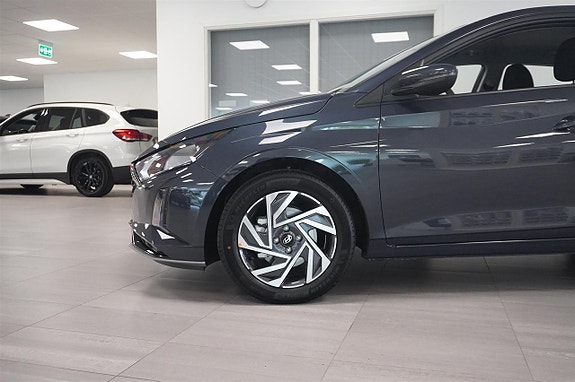 Hyundai i20 3 of 5