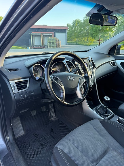 Hyundai i30 9 of 14