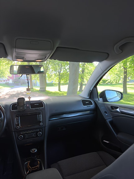 Volkswagen Golf VI 8 of 12