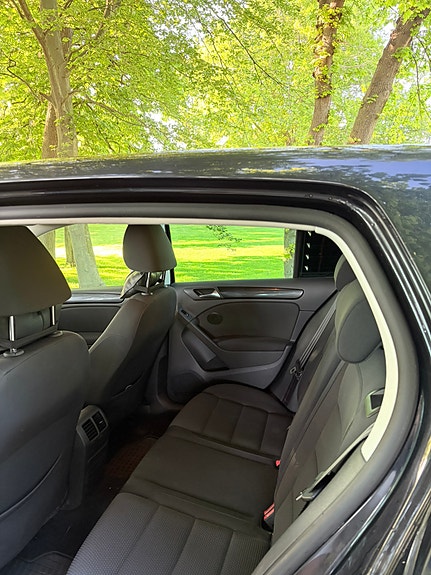 Volkswagen Golf VI 9 of 12