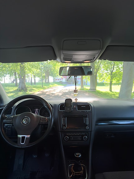 Volkswagen Golf VI 7 of 12