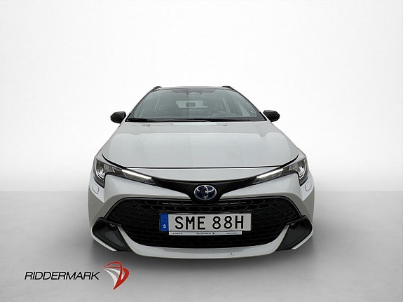 Toyota Corolla 2 of 5