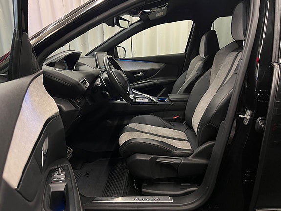 Peugeot 3008 10 of 26